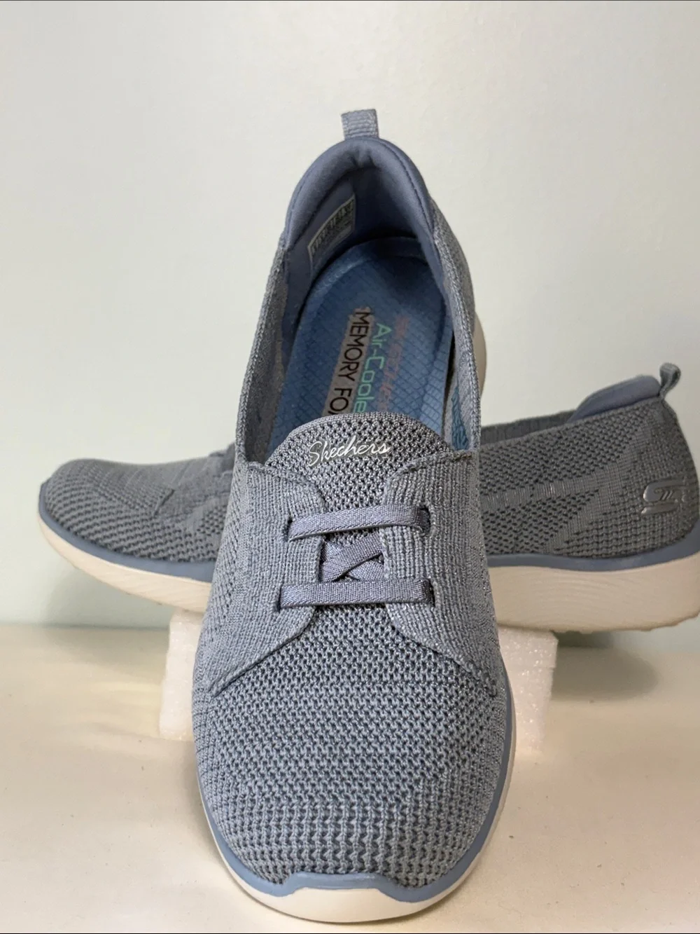 Skechers pair slip